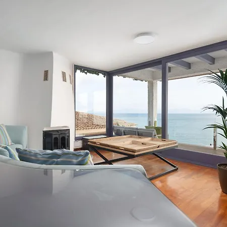 Villa President, Con Piscina Privada Alcanada