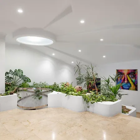 Villa President, Con Piscina Privada *