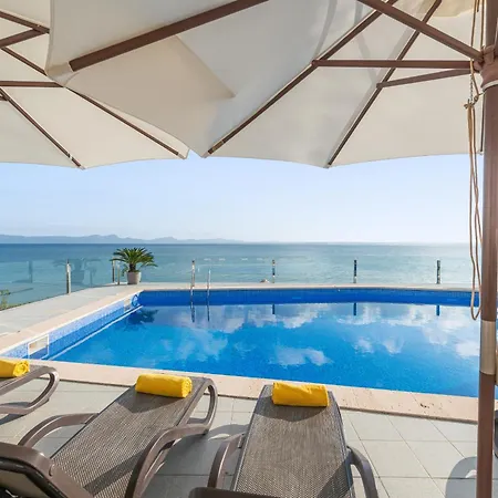 Villa President, Con Piscina Privada Alcanada